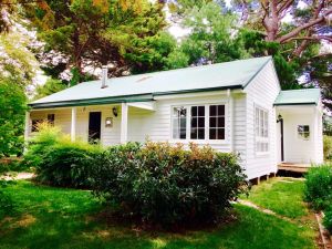 Cairnie Country Cottage - Inverell Accommodation